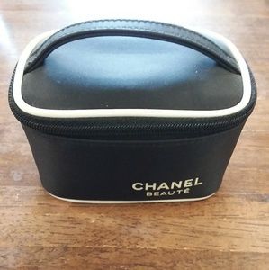 Chanel mini make-up bag